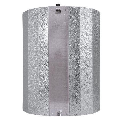 The LUMii BLACK Reflector is a Dutch Barn-Style reflector with dimpled wings for brilliant reflectivity, light dispersion and the reduction of hot-spots.