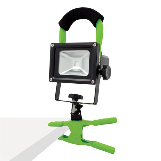 The LUMii Green LED Work Light offers one 10w ULTRA BRIGHT high-intensity green LED that delivers a wide beam of light for maximum viewing range.